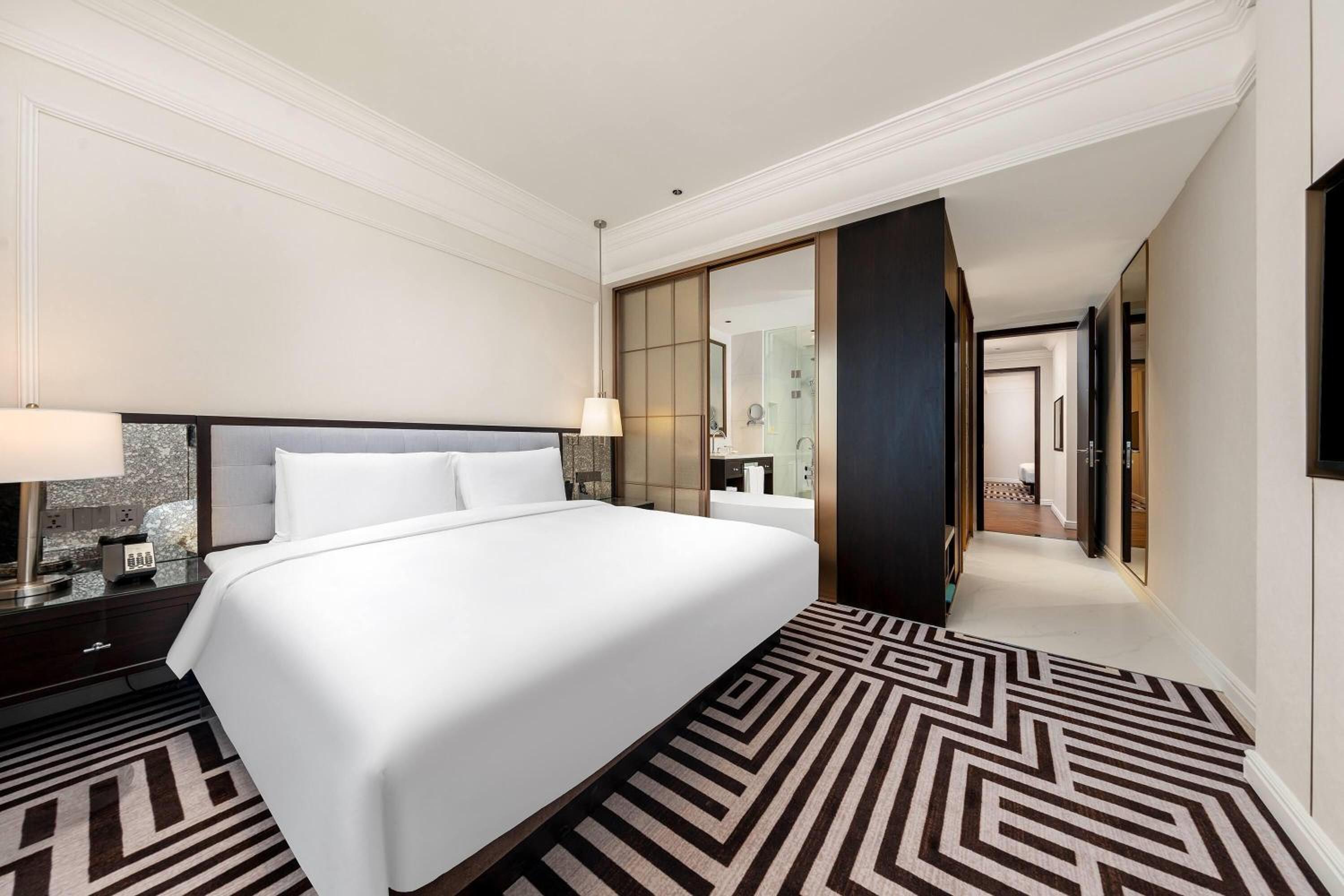 Luxury Double Suite, 2 Twin Beds, Non -Smoking	