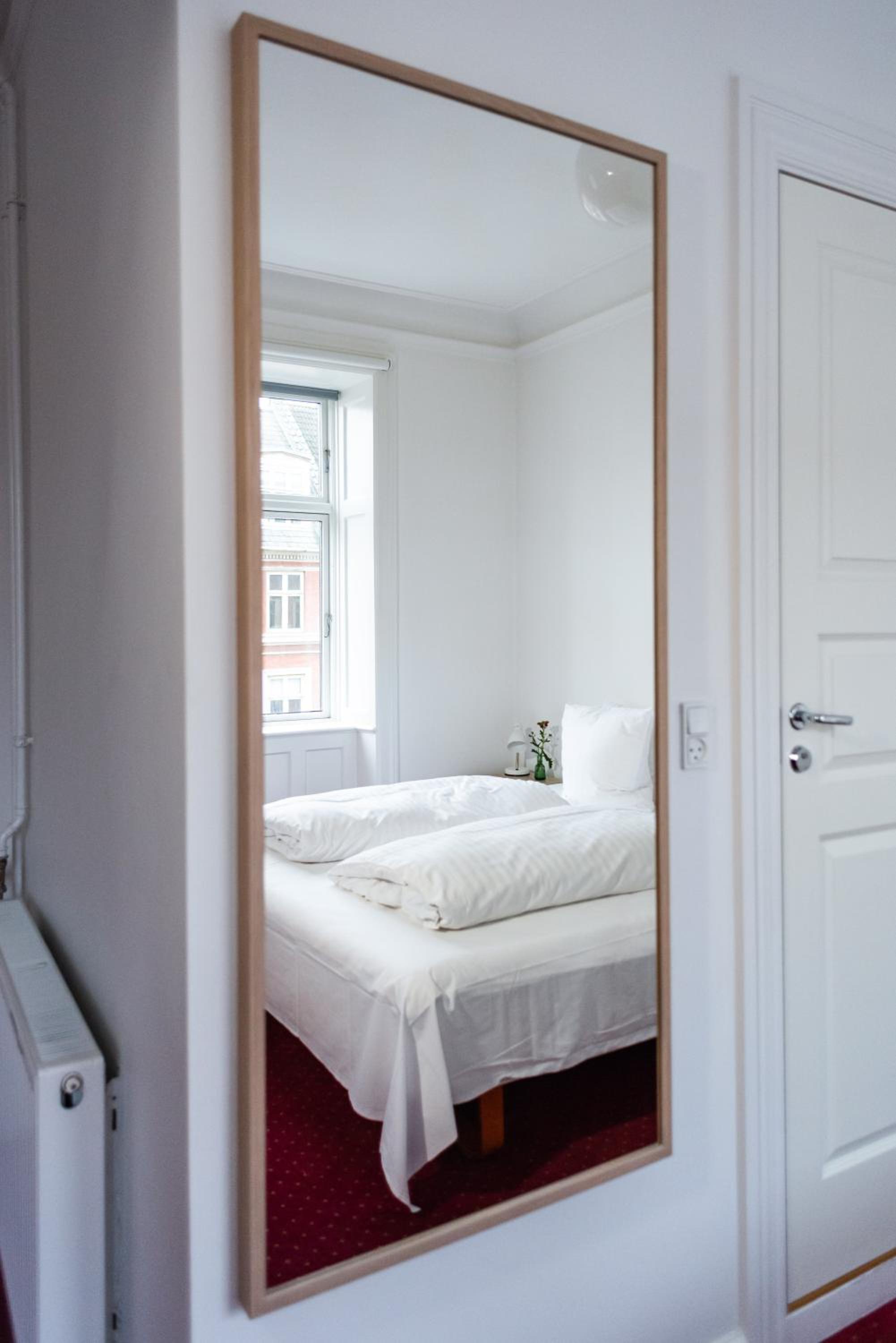 Large Double or Twin Room