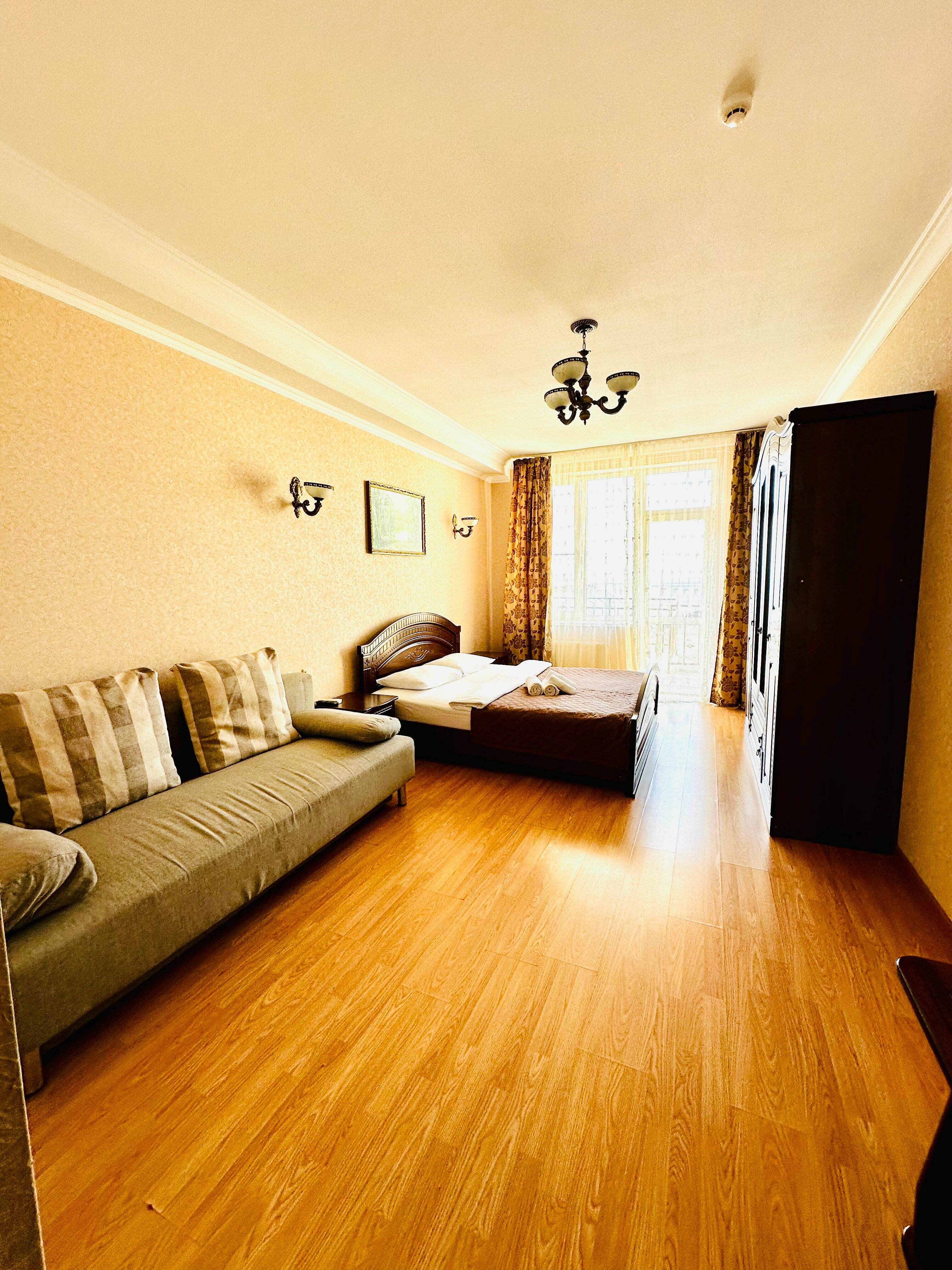 Четырехместный номер с балконом