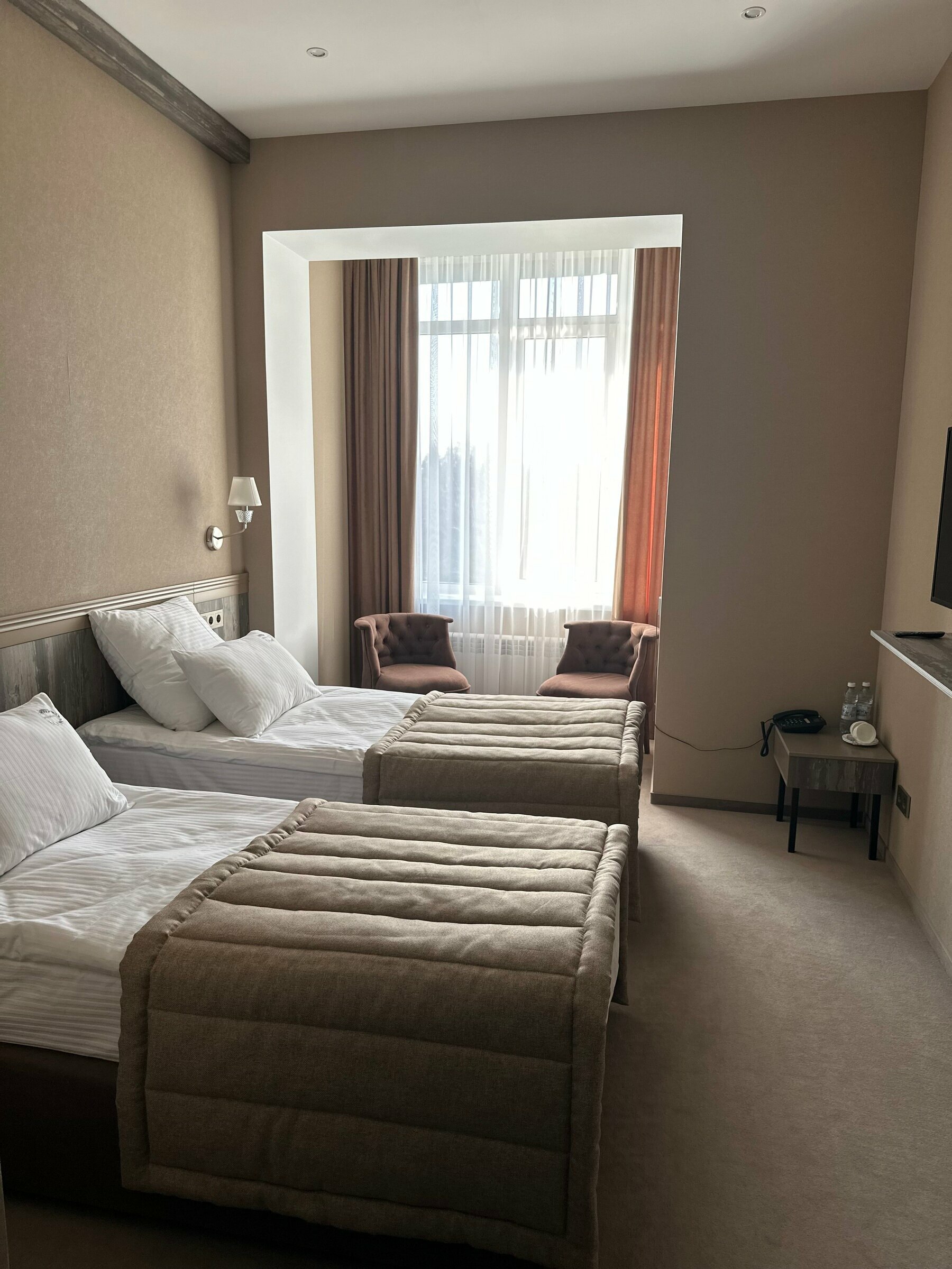 Стандарт двухместный 4-й этаж (402)