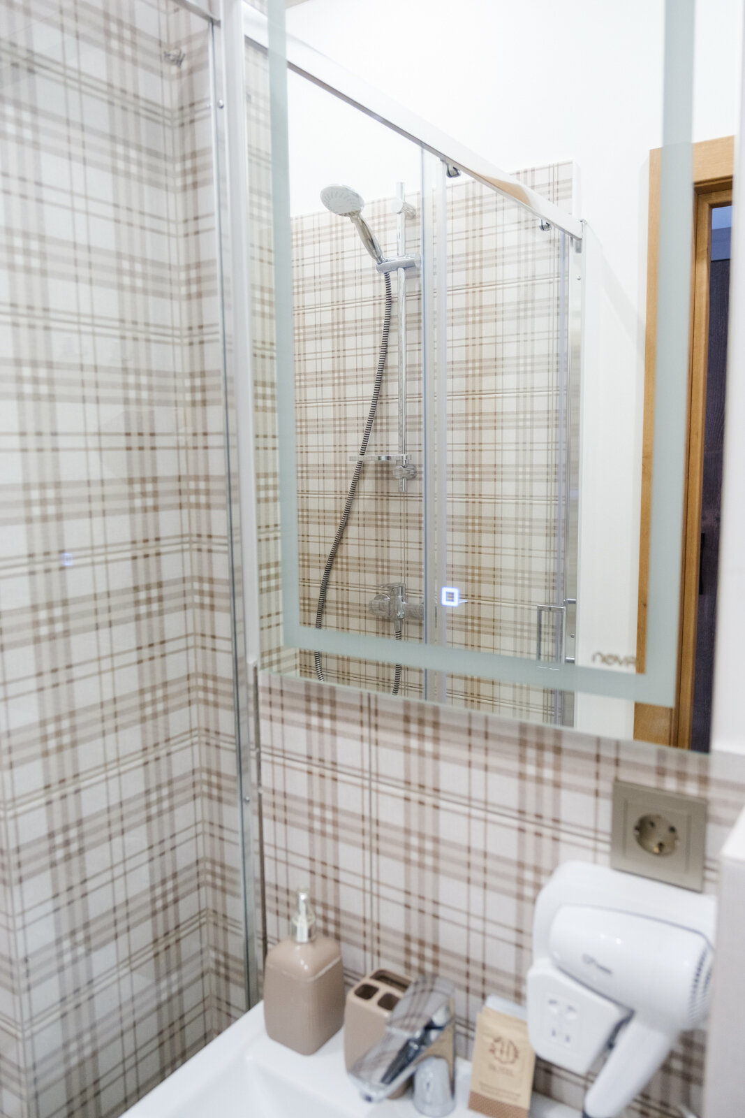 Стандарт двухместный  3-й этаж (308,305,301)