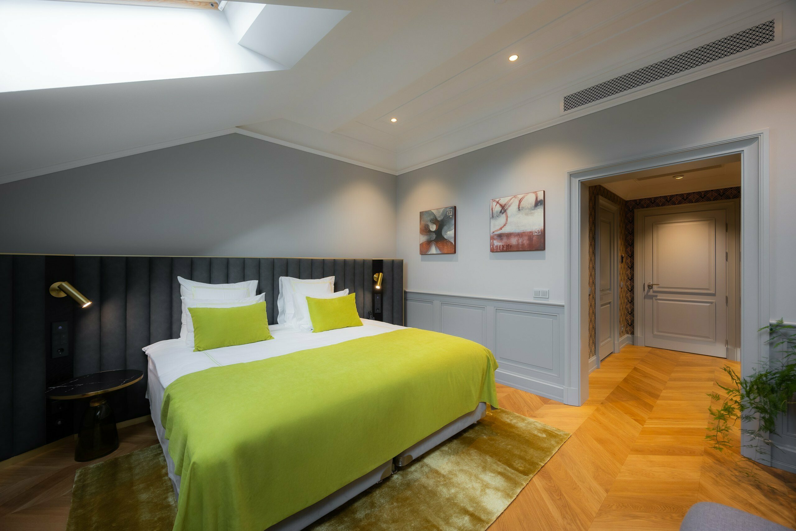 Полулюкс  на мансарде