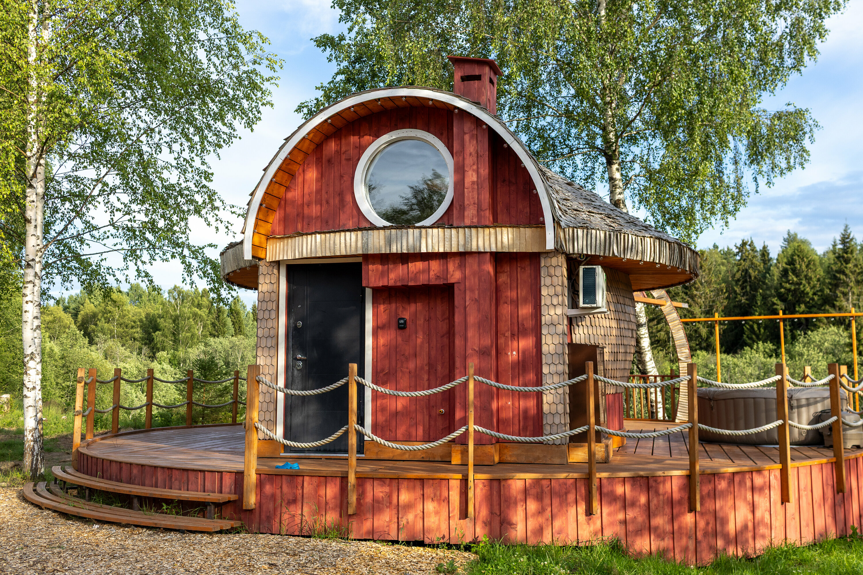 Красный биодом