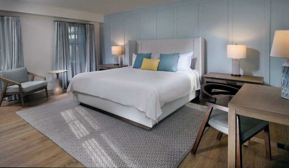 Partial Ocean 1 King