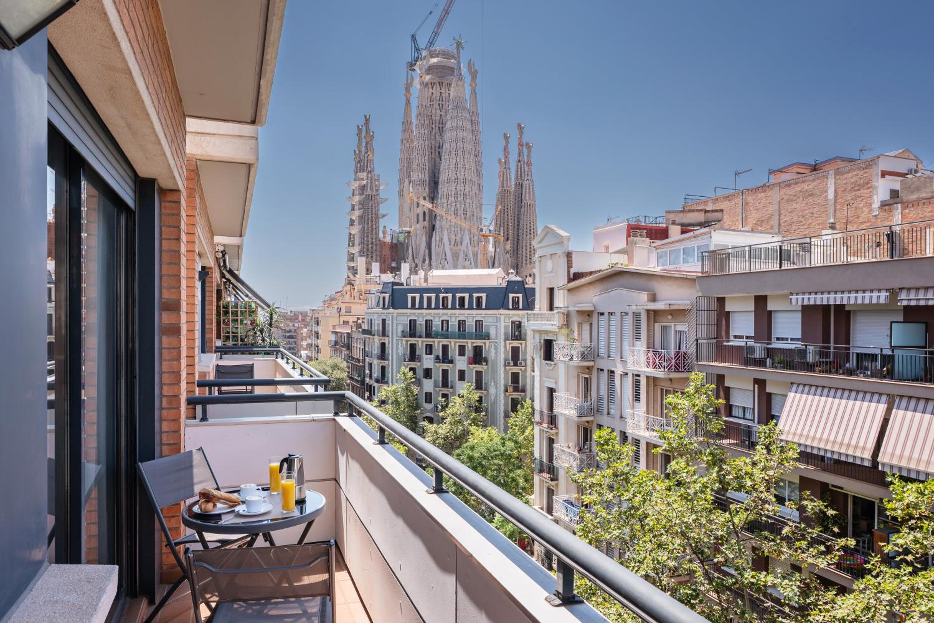 Two-Bedroom Apartment (3 Adults)