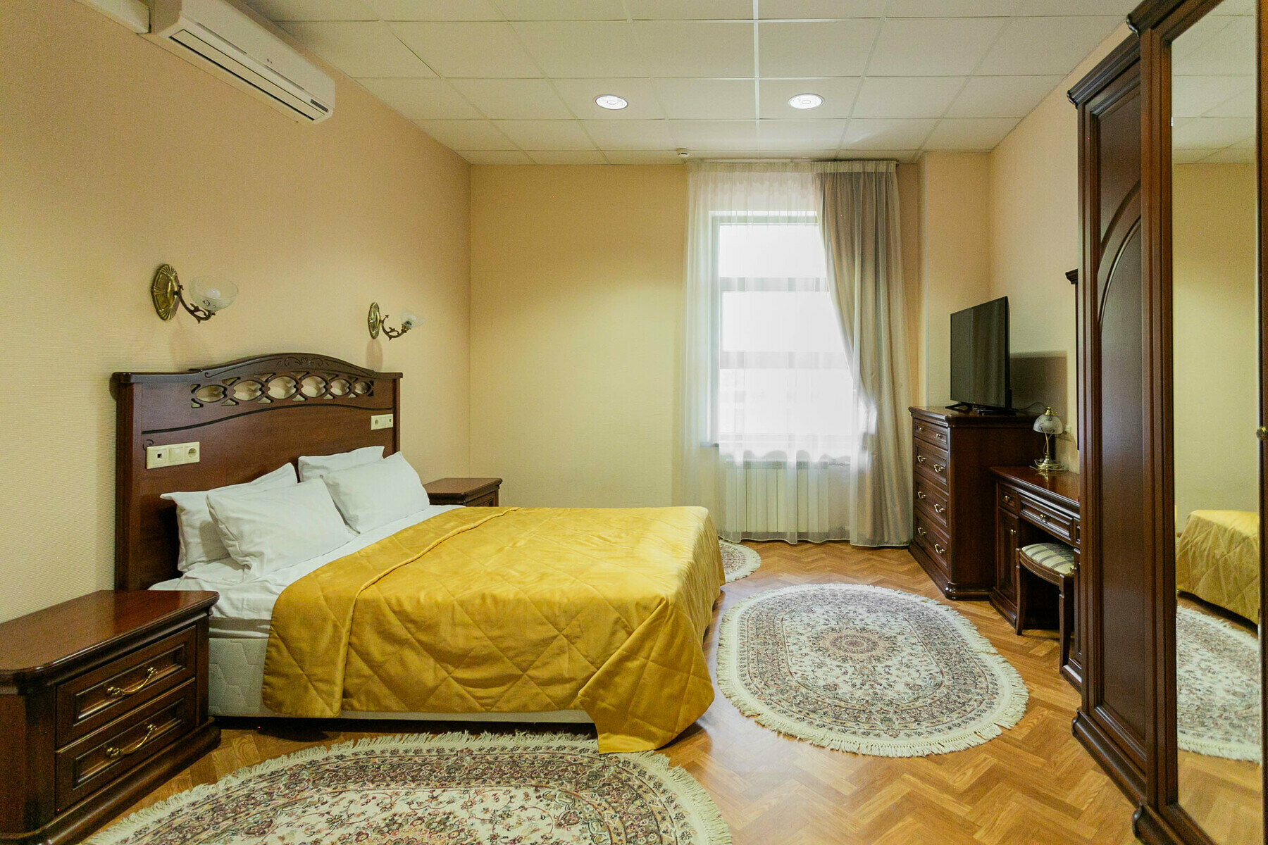 Двухместный ДеЛюкс двухкомнатный - Москва