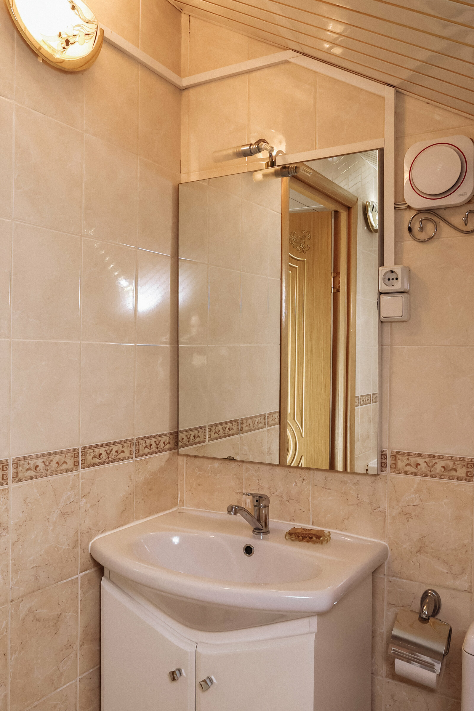 Двухместный номер с 2 отдельными кроватями и ванной