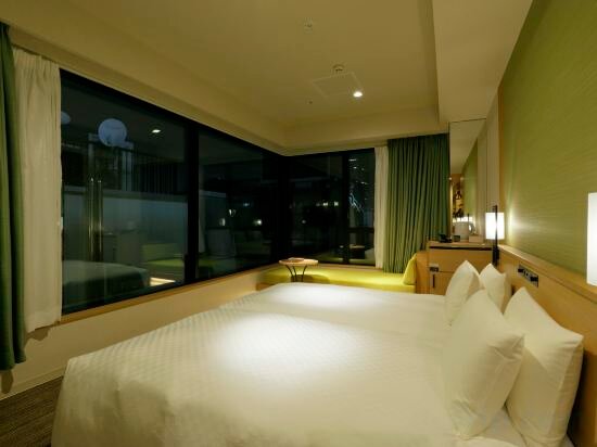 Corner Twin Room
