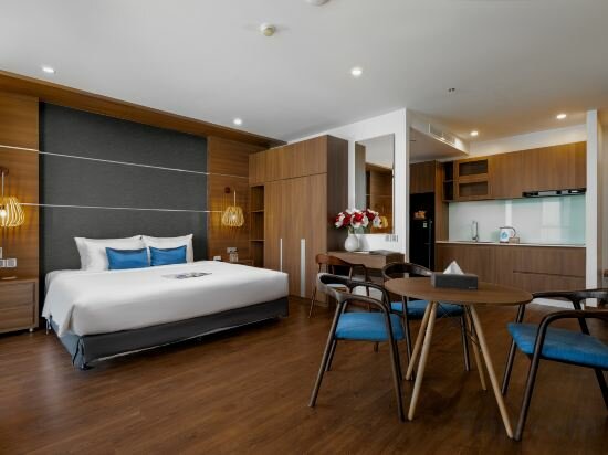 Beach Front 1 Bedroom Apartment