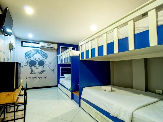 Fantastic 4 Comfort Bunk Bed In Quadruple (Private Confort Quadruple Room)