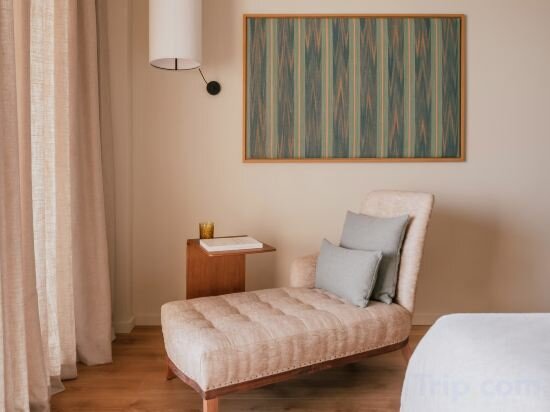 Deluxe Connected Room