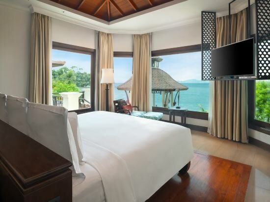 Two Bedroom Beachfront Pool Villa