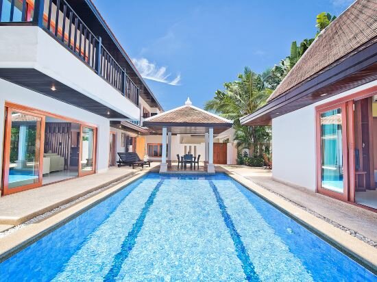 Villa 2 Private Pool With Jacuzzi Four Bedroom Non Smoking