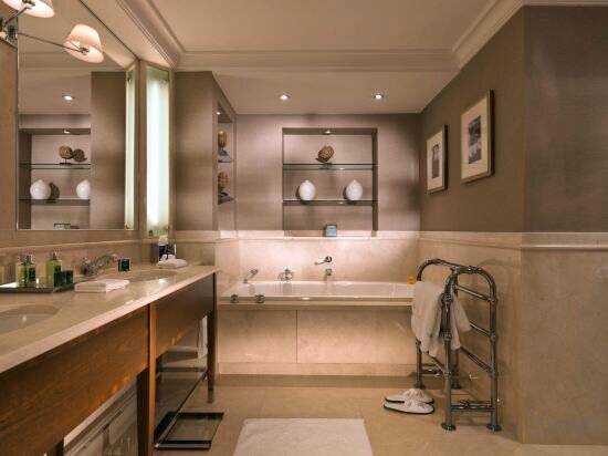 Junior Suite-Mews
