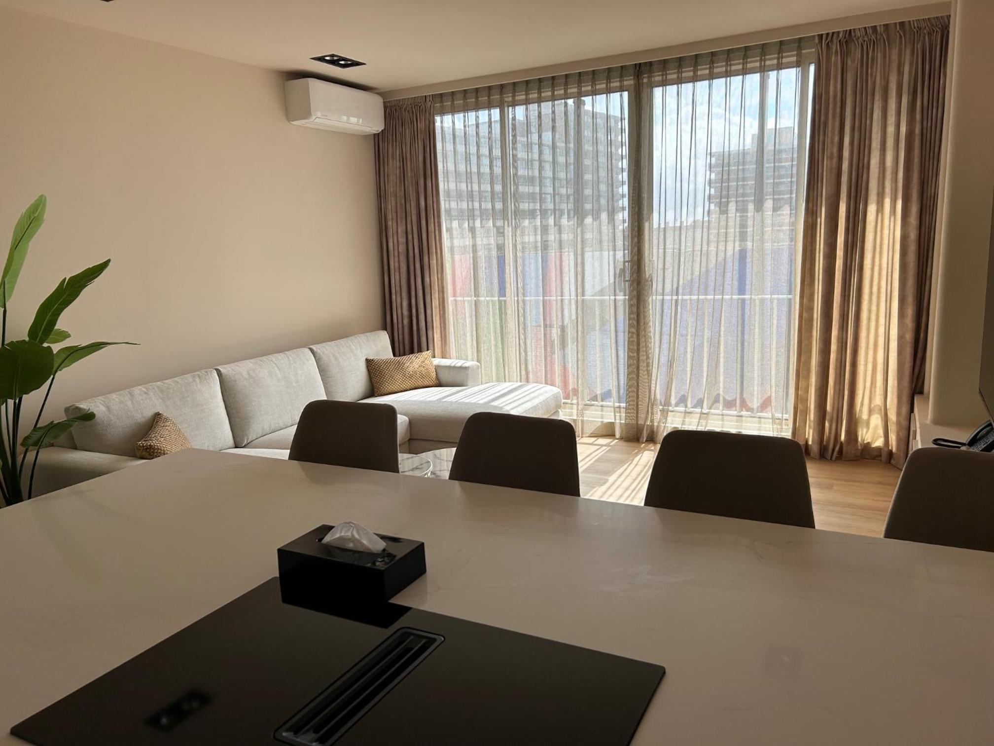 Apartment 1A5