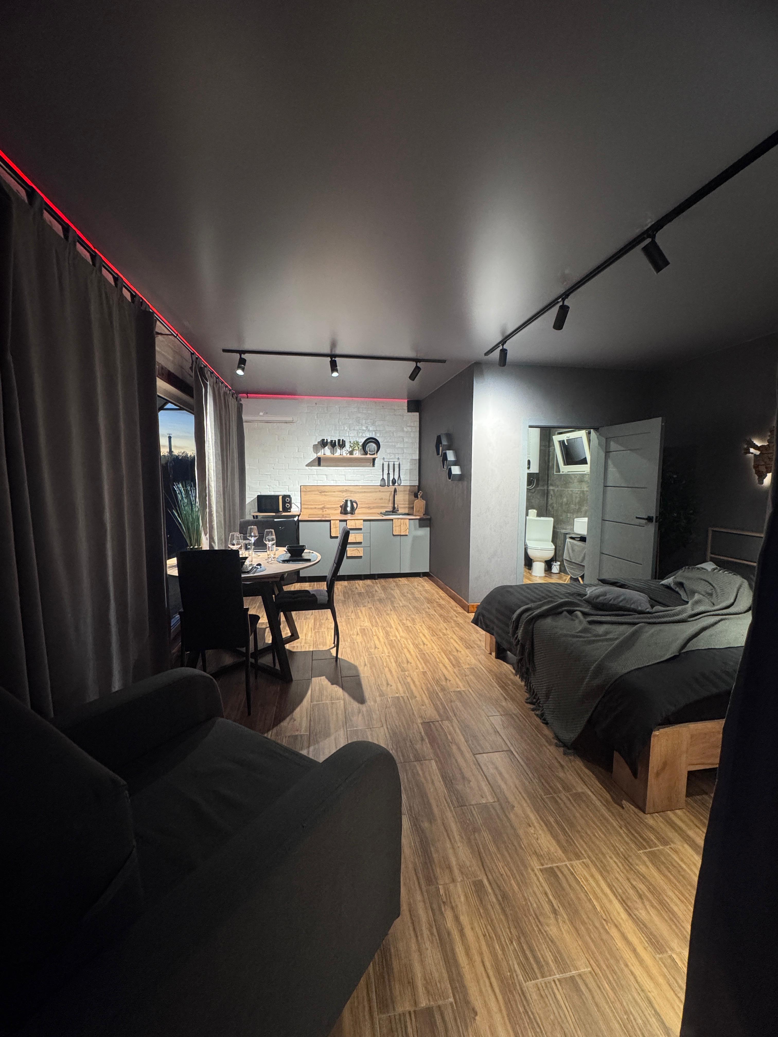 Дом с собственным бассейном