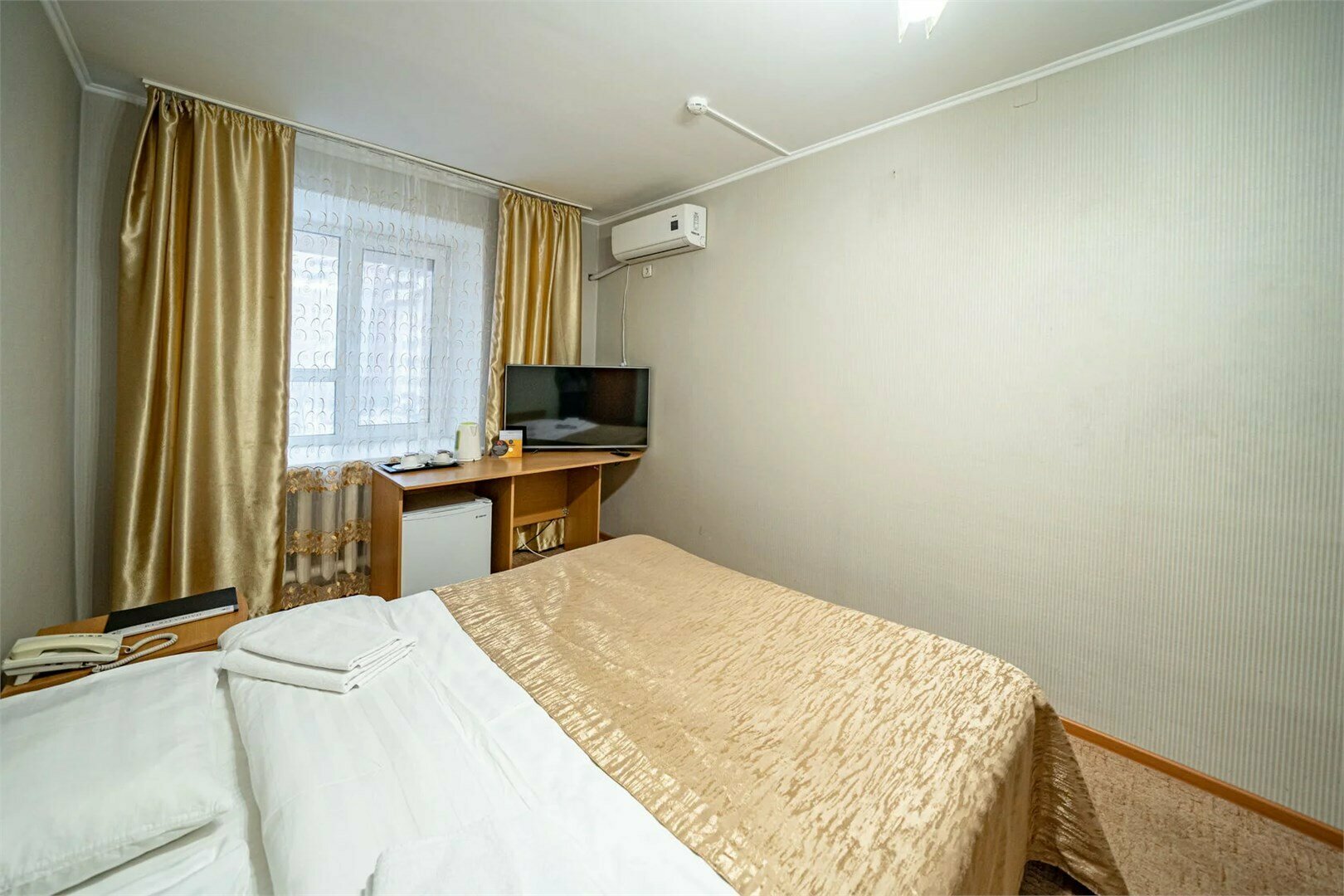 Эконом с двуспальной кроватью