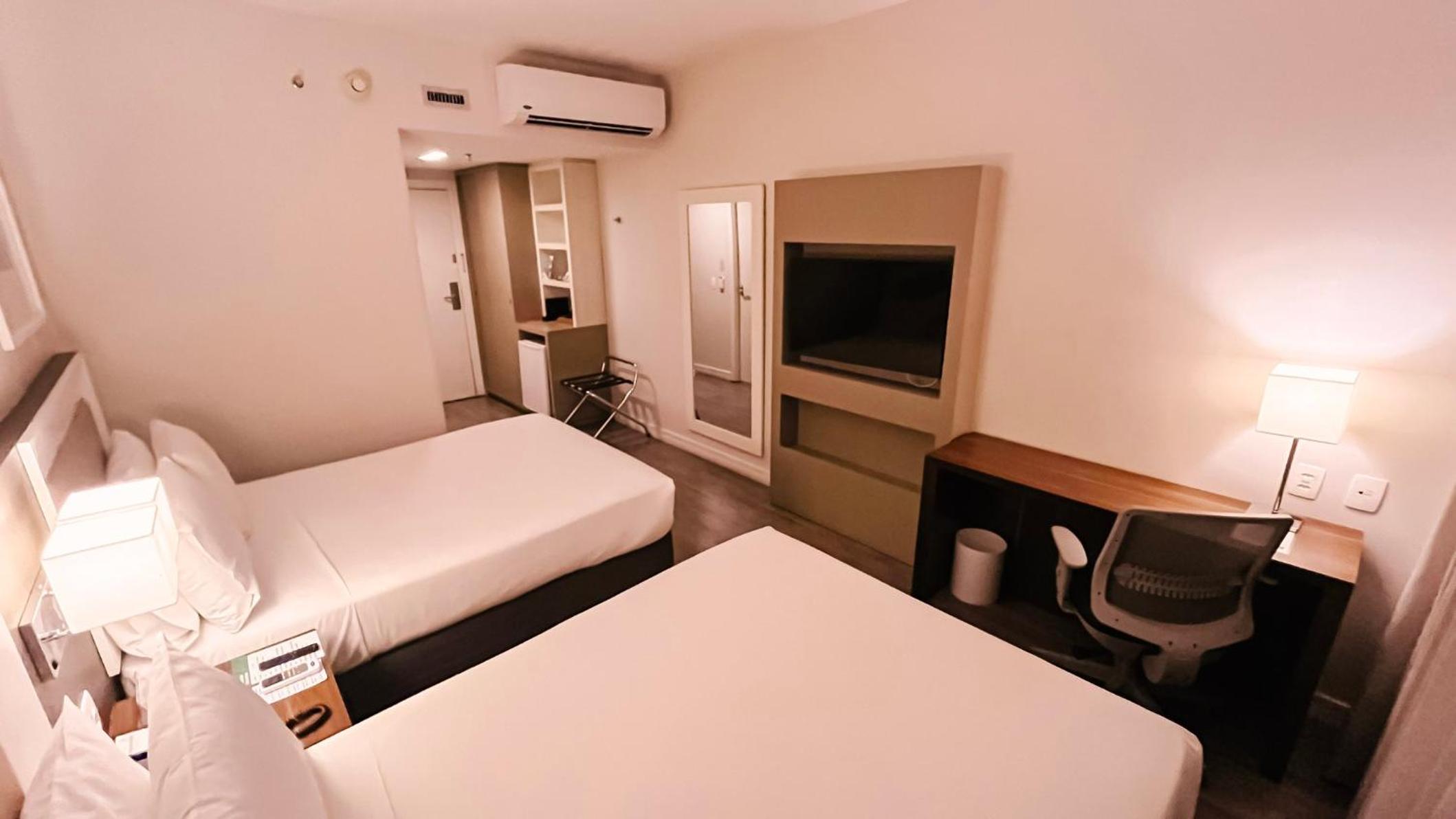 Upgraded Premium Double Room with Two Double Beds and City View