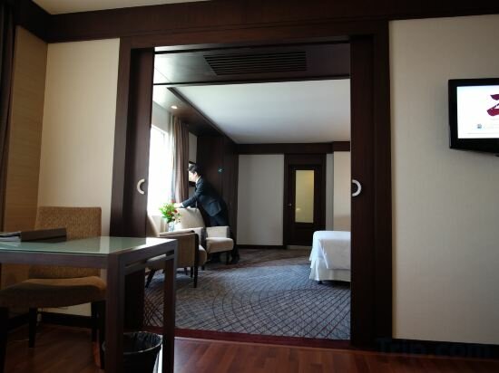 Executive Suite