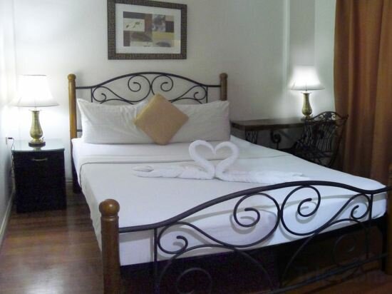 Premiere Junior Apartment