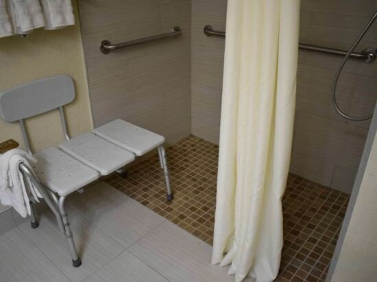 Mobility Communication Accessible  Two Double Room with Roll In Shower