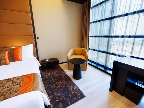 Deluxe King Room-Non-Smoking