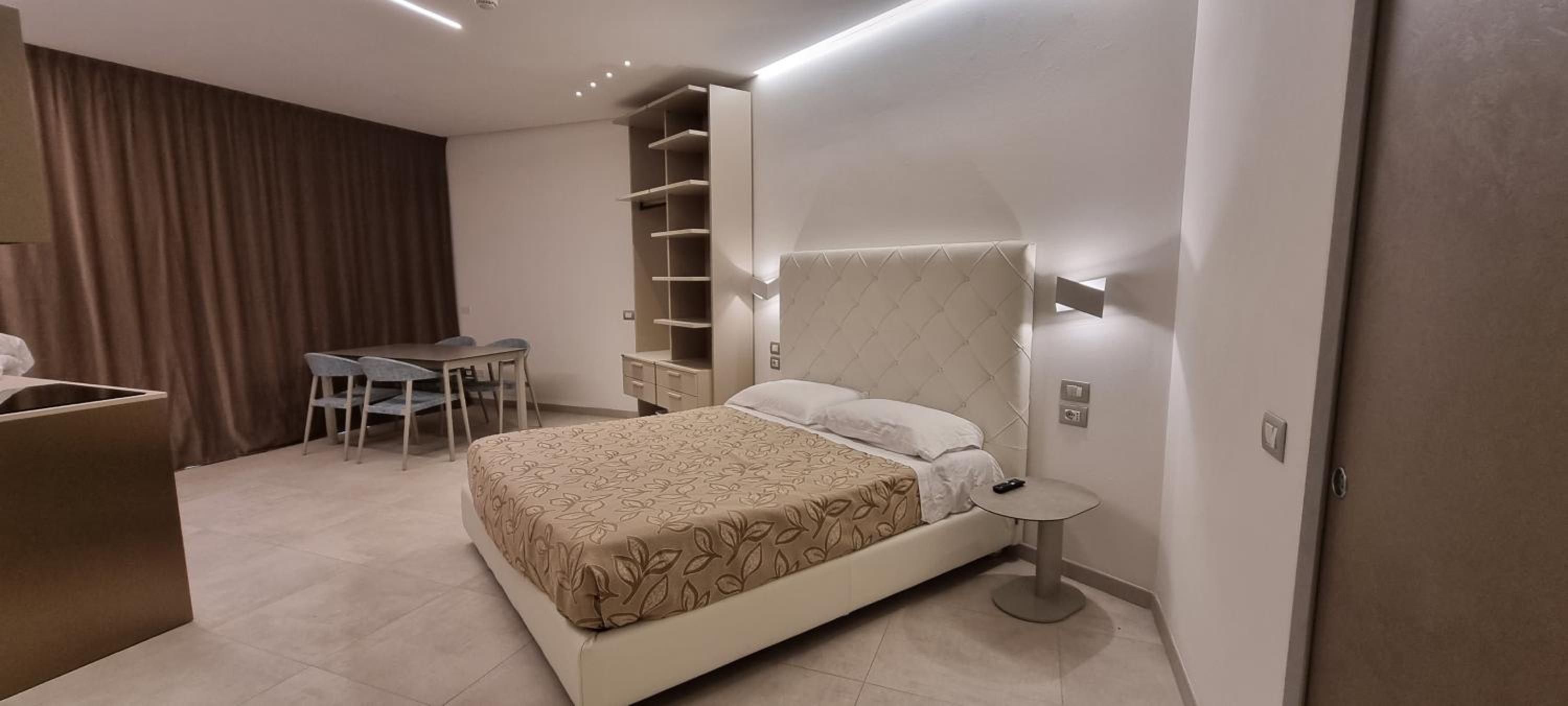 Deluxe Apartment with Terrace