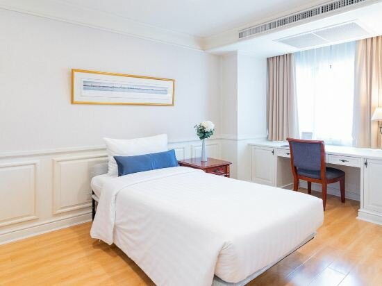 One Bedroom Executive Suite