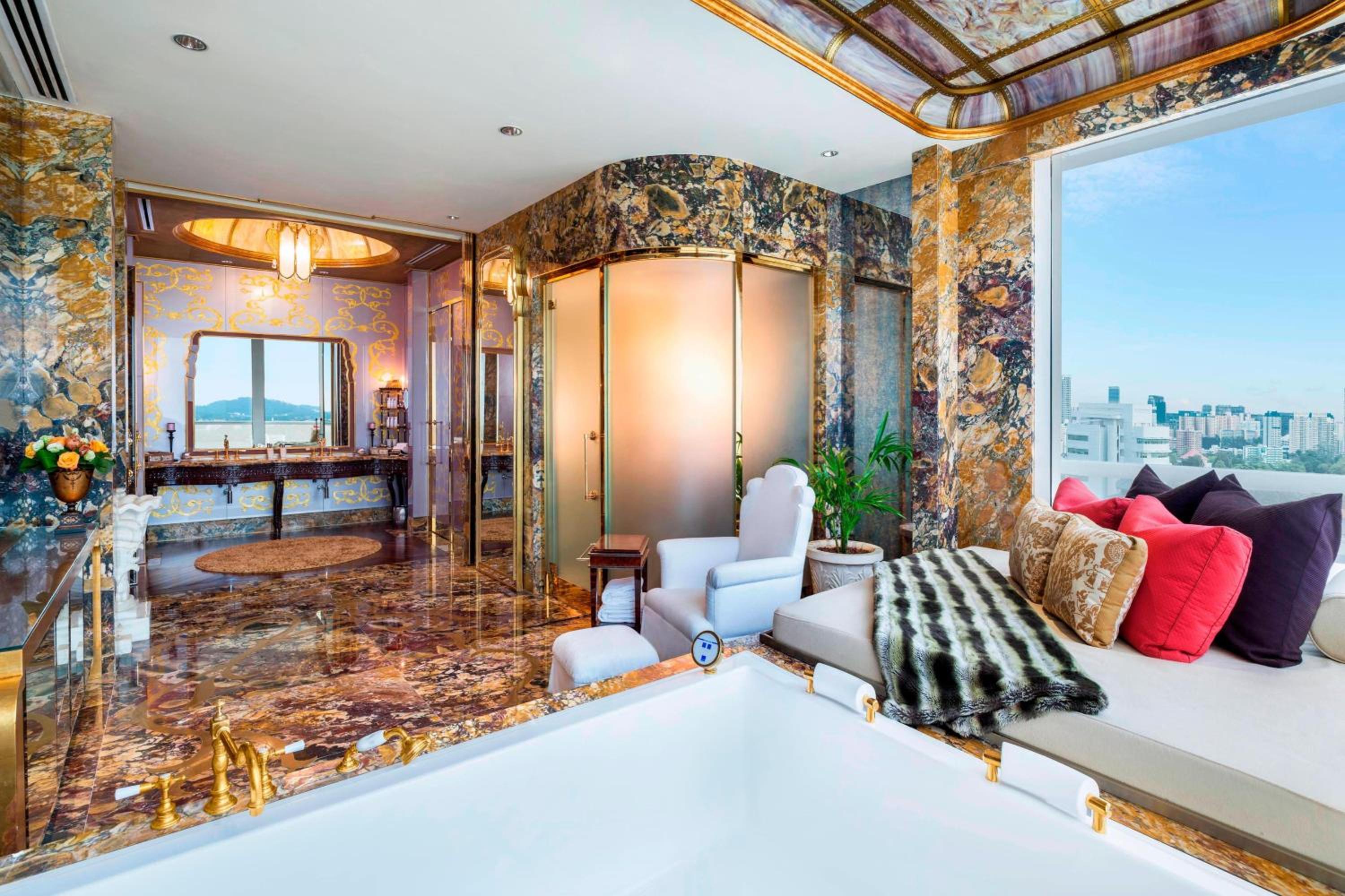 Presidential, Suite, 1 King, Botanical Garden View