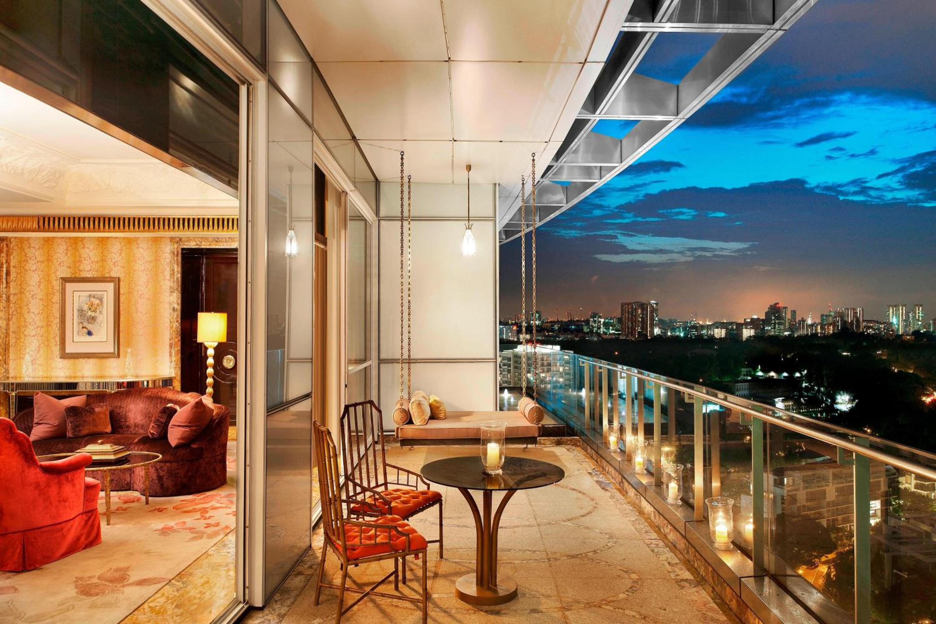 Presidential, Suite, 1 King, Botanical Garden View