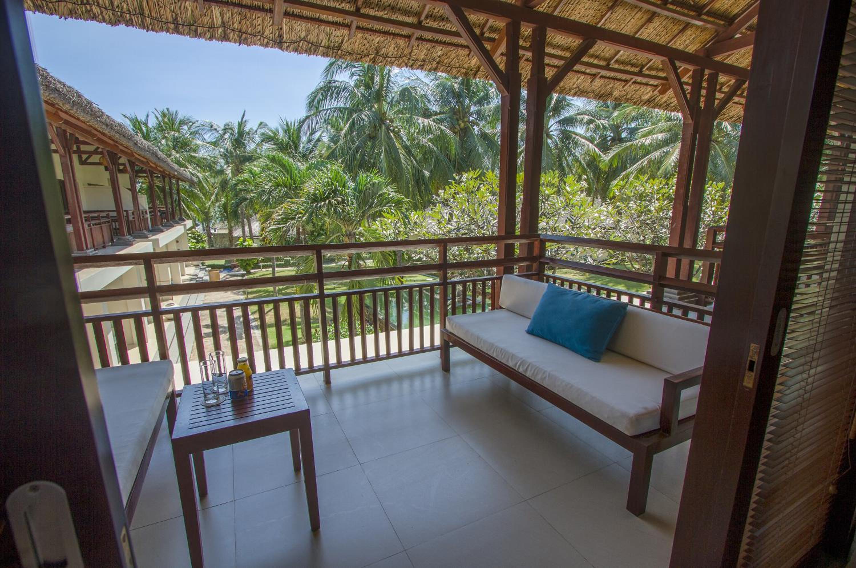 Superior Double or Twin Room with Balcony and Garden View