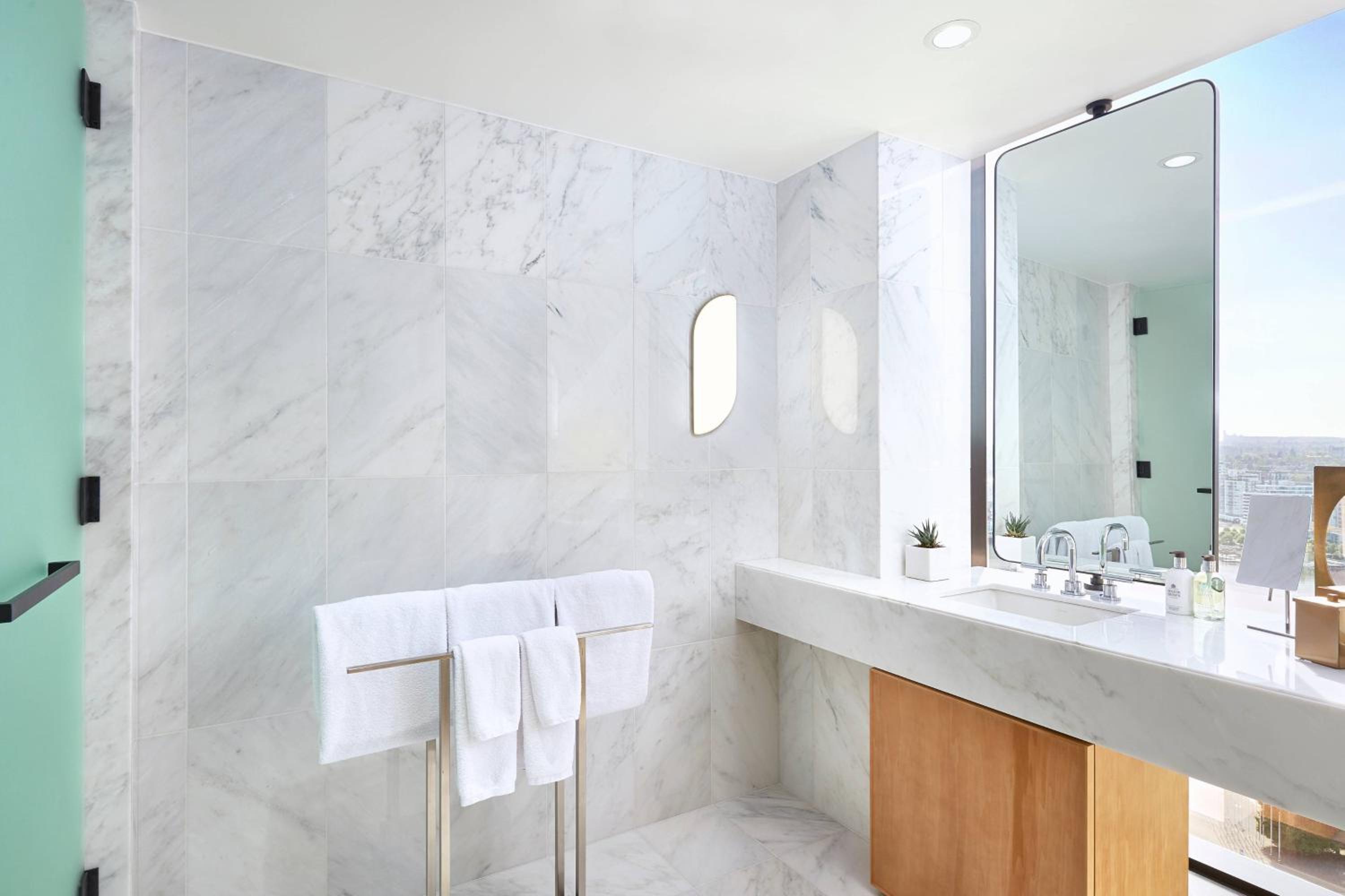 Two-Bedroom Presidential Suite