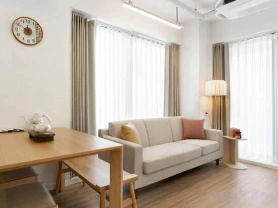Family 2Room