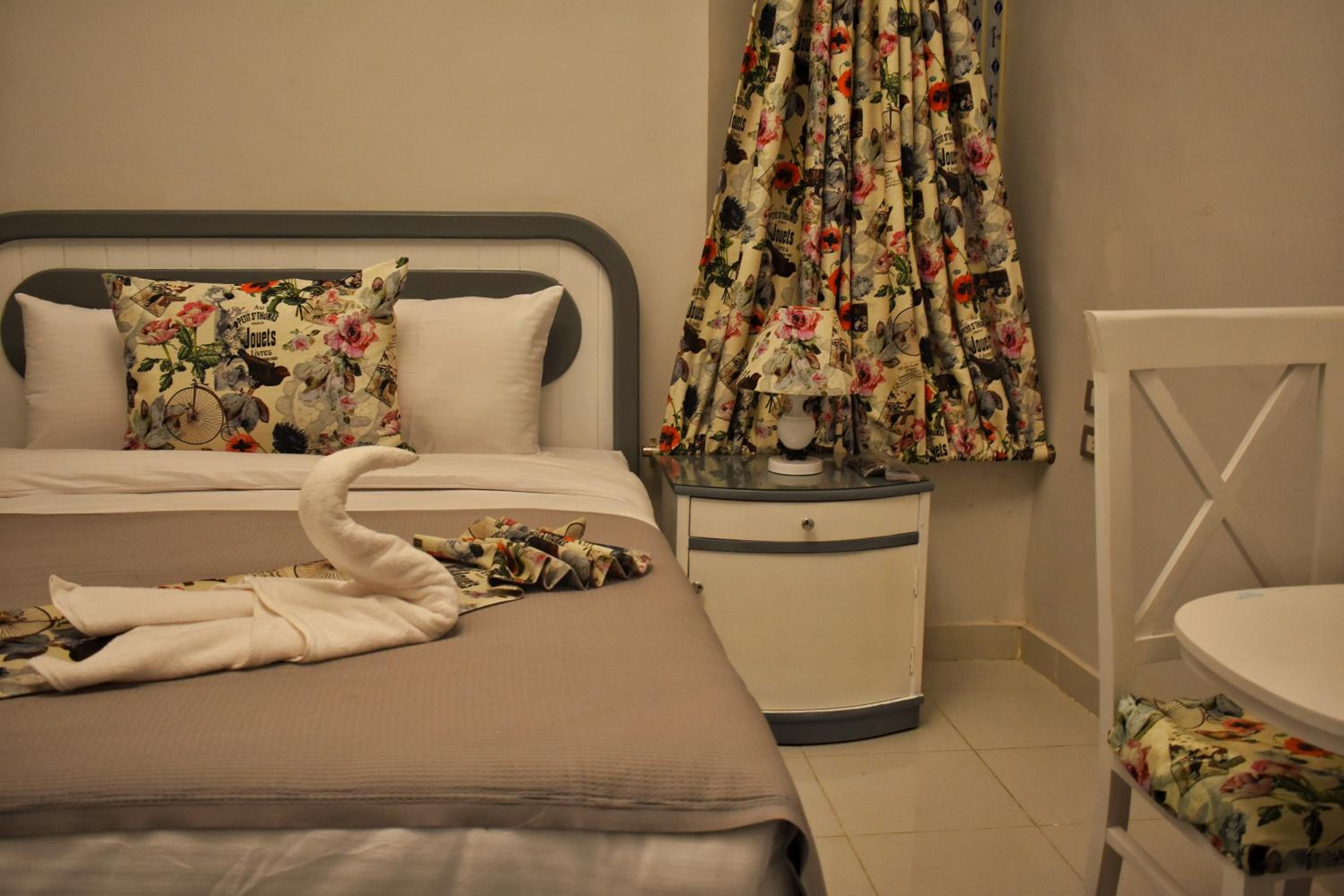 Double Room with Shared Bathroom