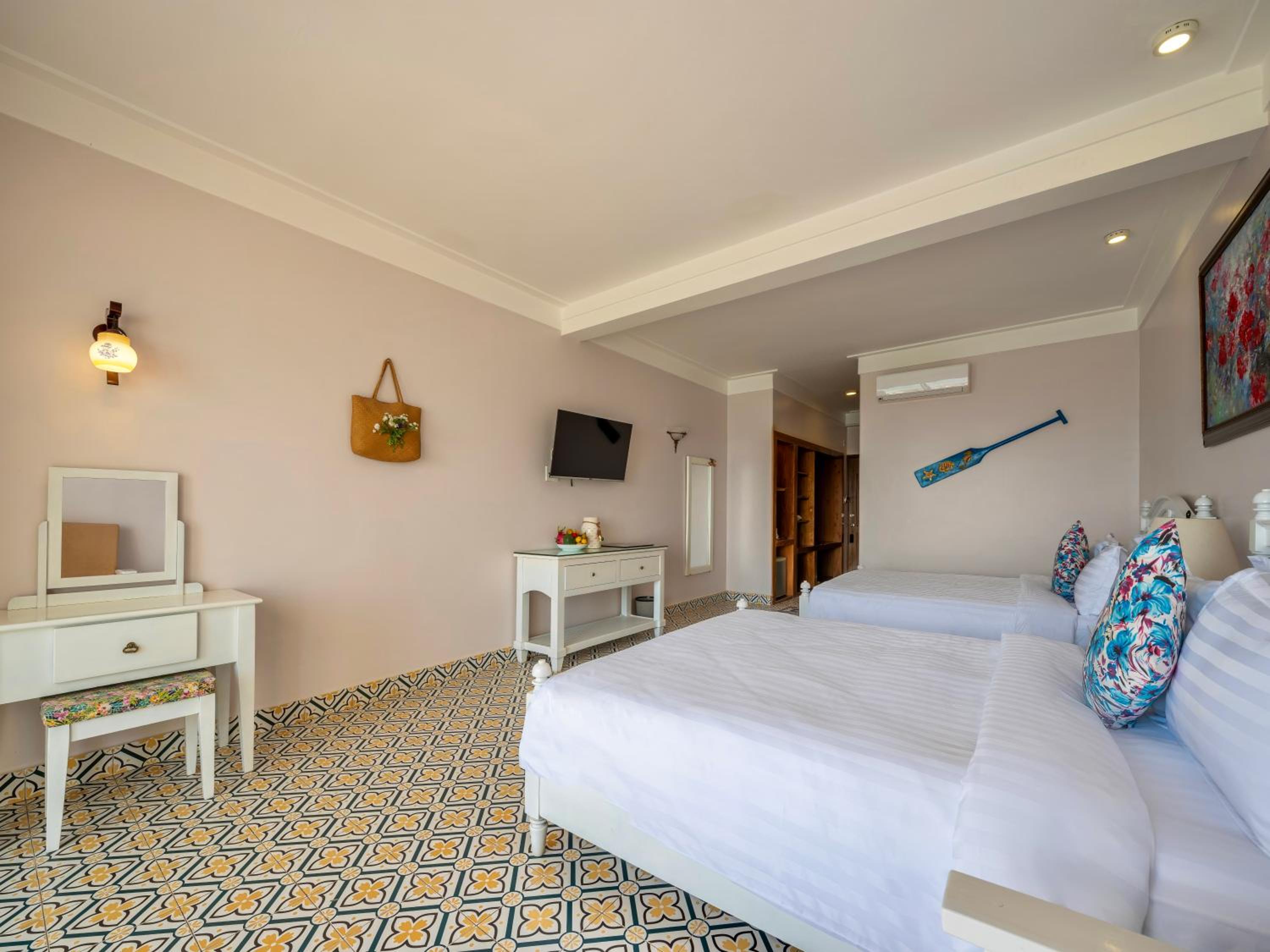 Family Room with Sea View