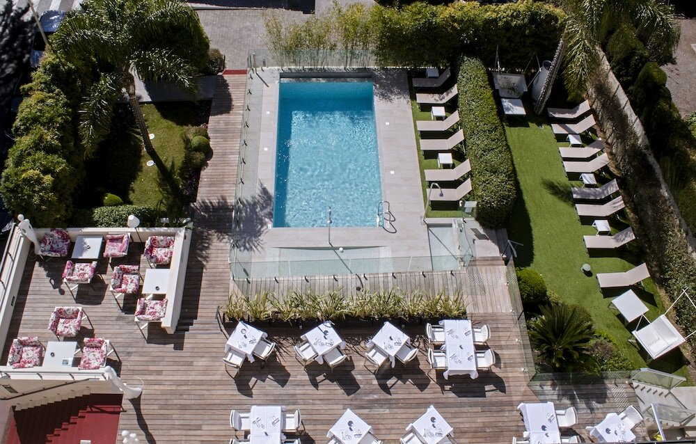 Privilege Room, 1 Double or 2 Single Beds, Pool View