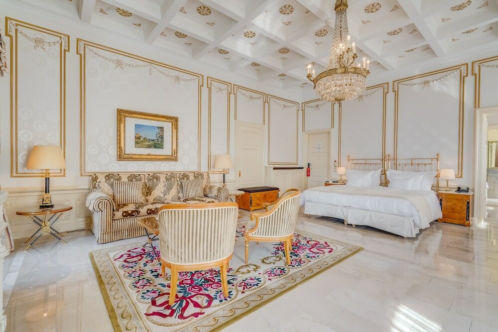 Suite, Multiple Beds, Lake View