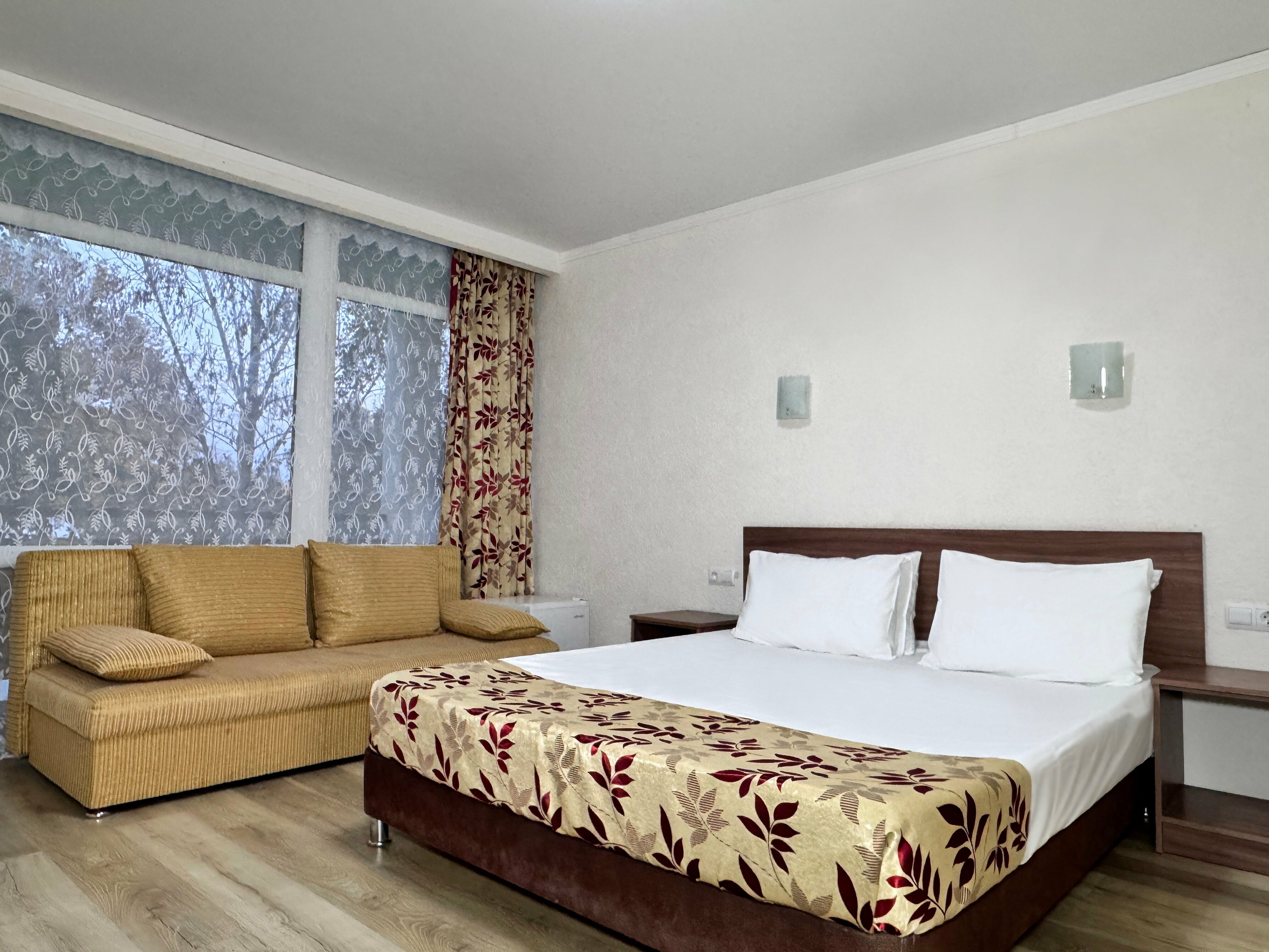 Четырёхместный Комфорт с балконом