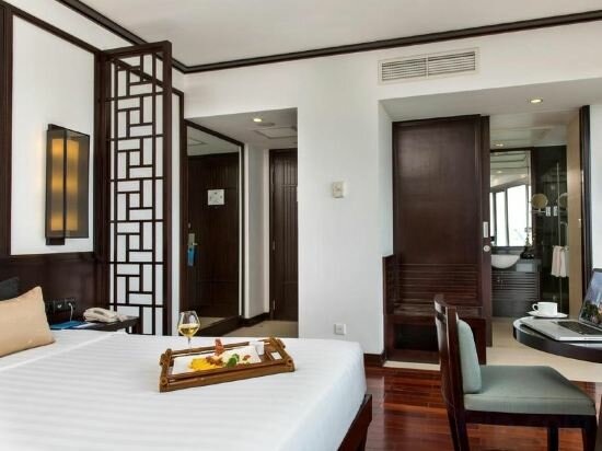 Standard Room With 1 King Size Bed