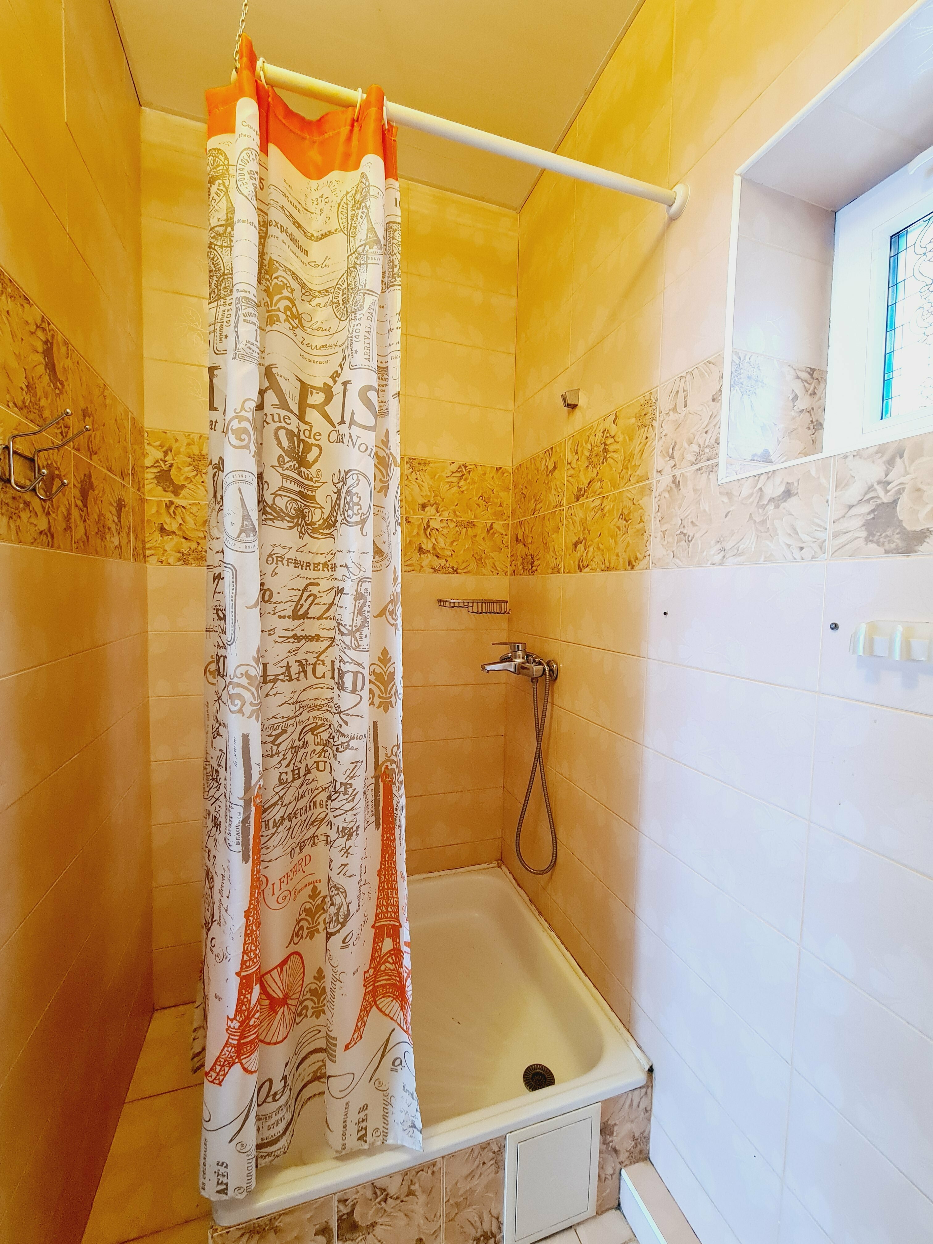 Трёхместный стандарт с кухней и балконом