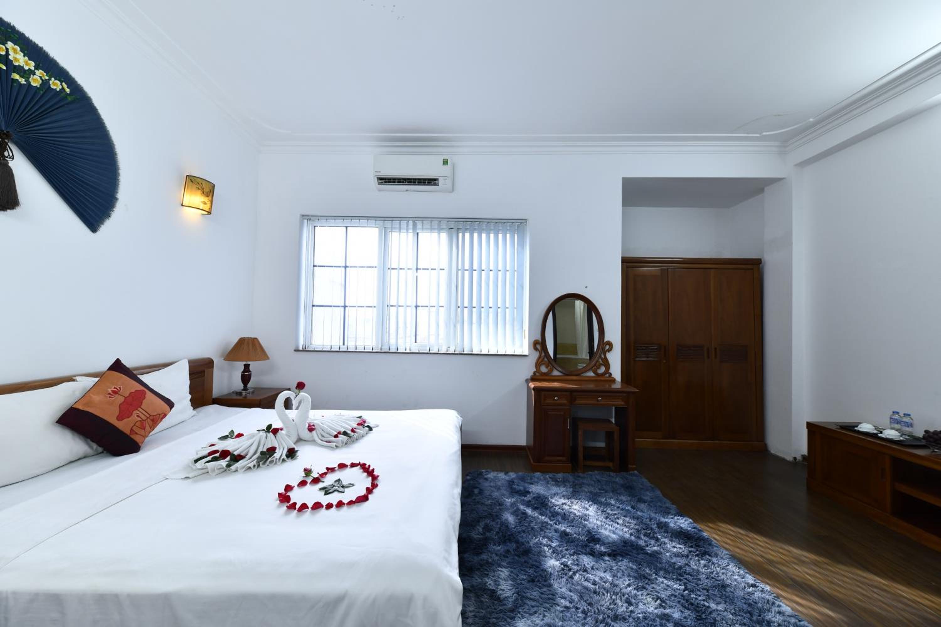 Suite with City View