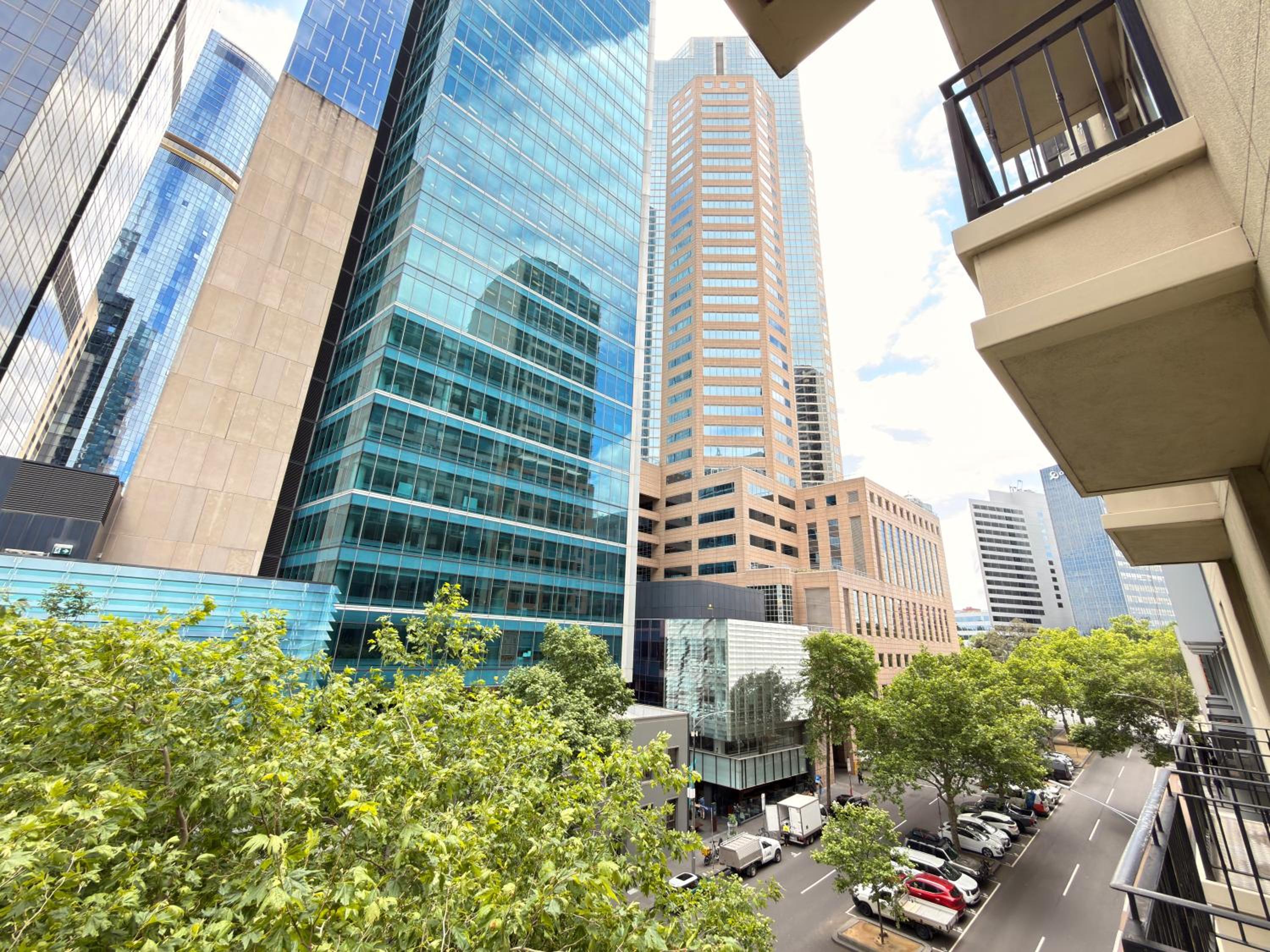 Superior Premier King Apartment - Non-Smoking