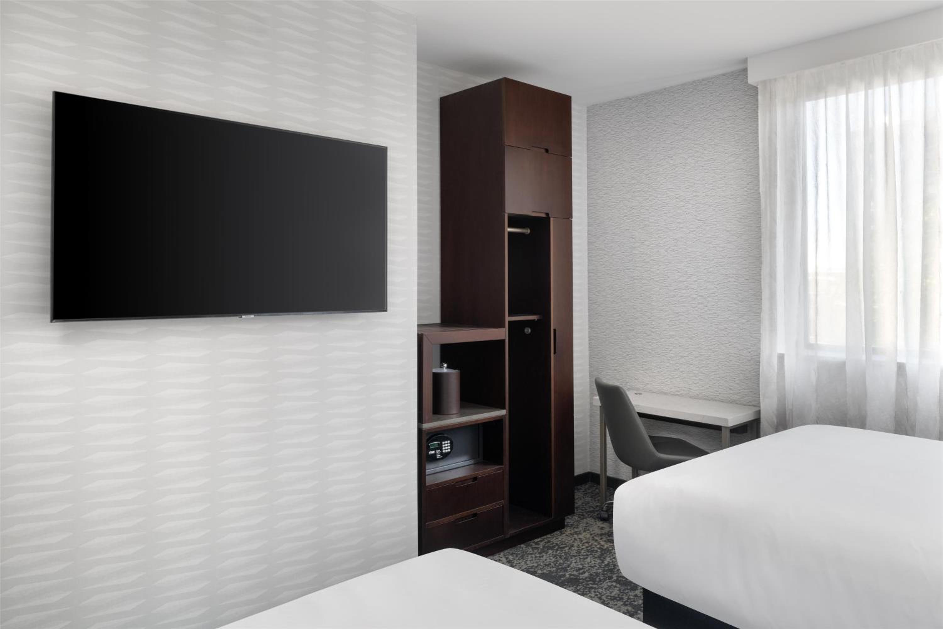 Double Room with Two Double Beds - Hearing Access