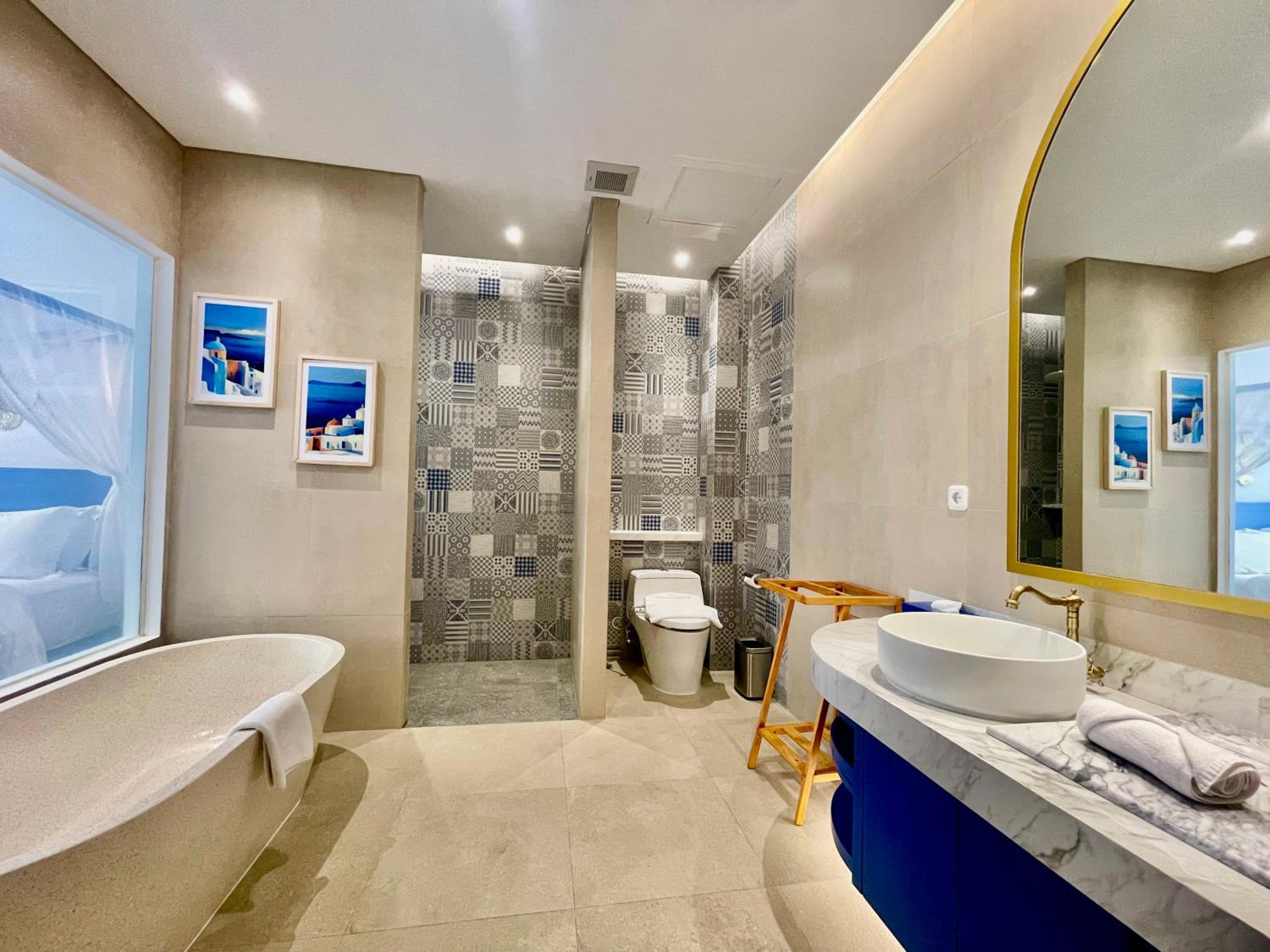 Suite Santorini King Bed