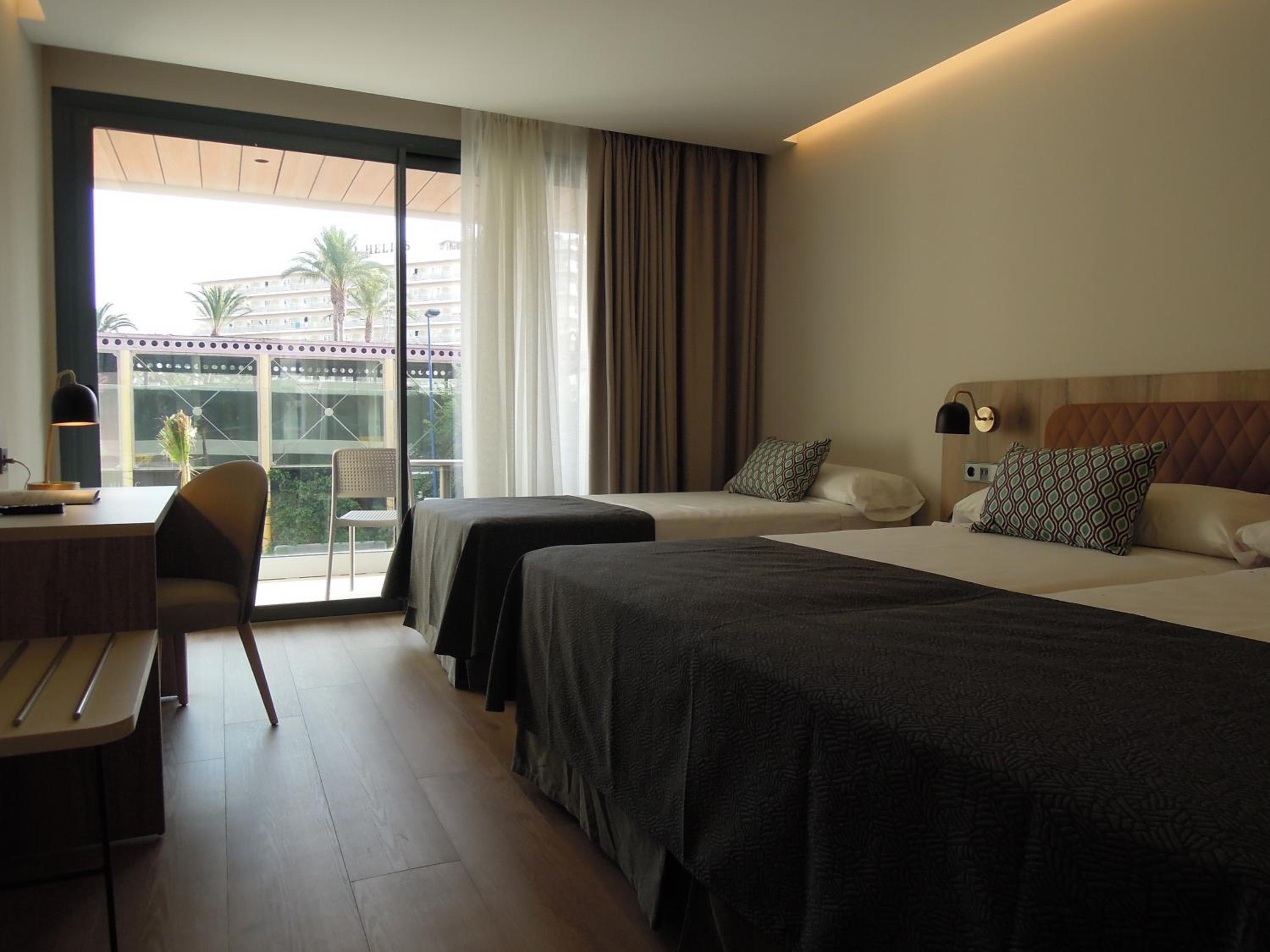 Triple Room with City View (2 Adults + 1 Child)