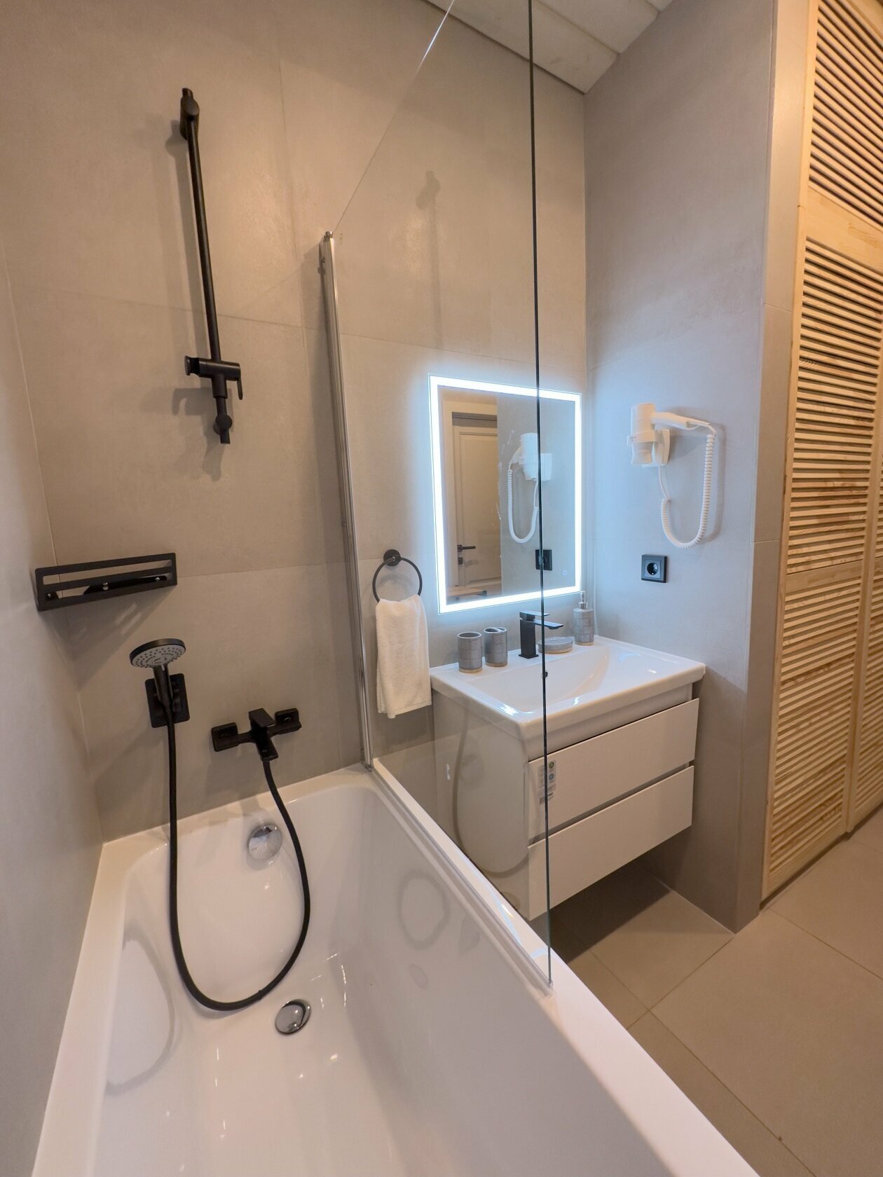 Коттедж с видом на лес