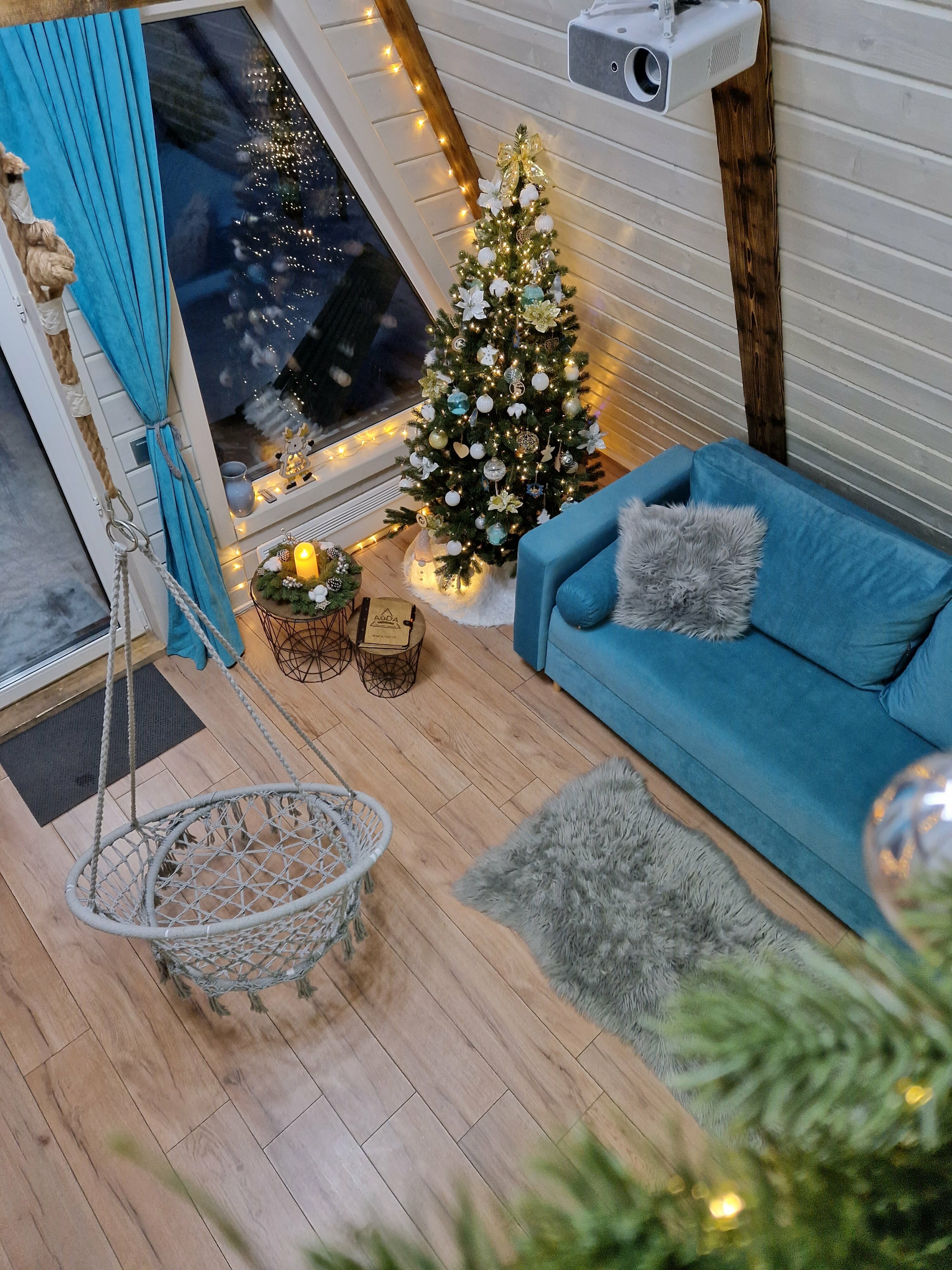 Двухуровневый четырехместный номер