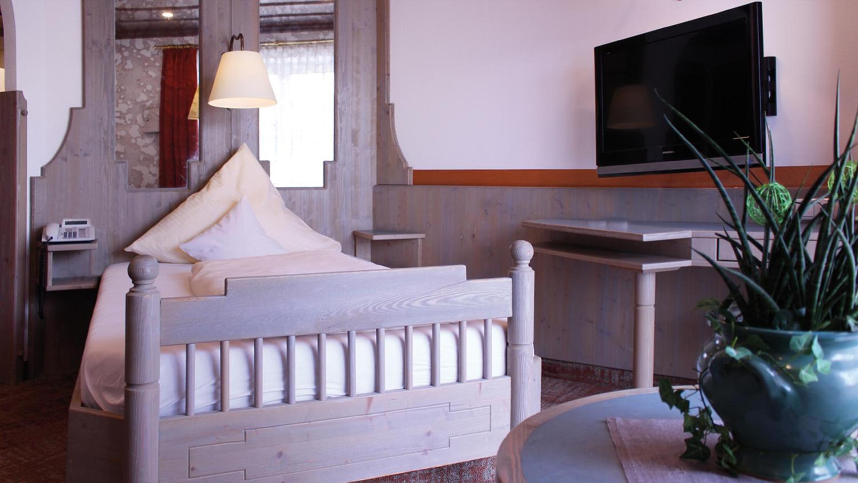 Deluxe Single Room with Balcony