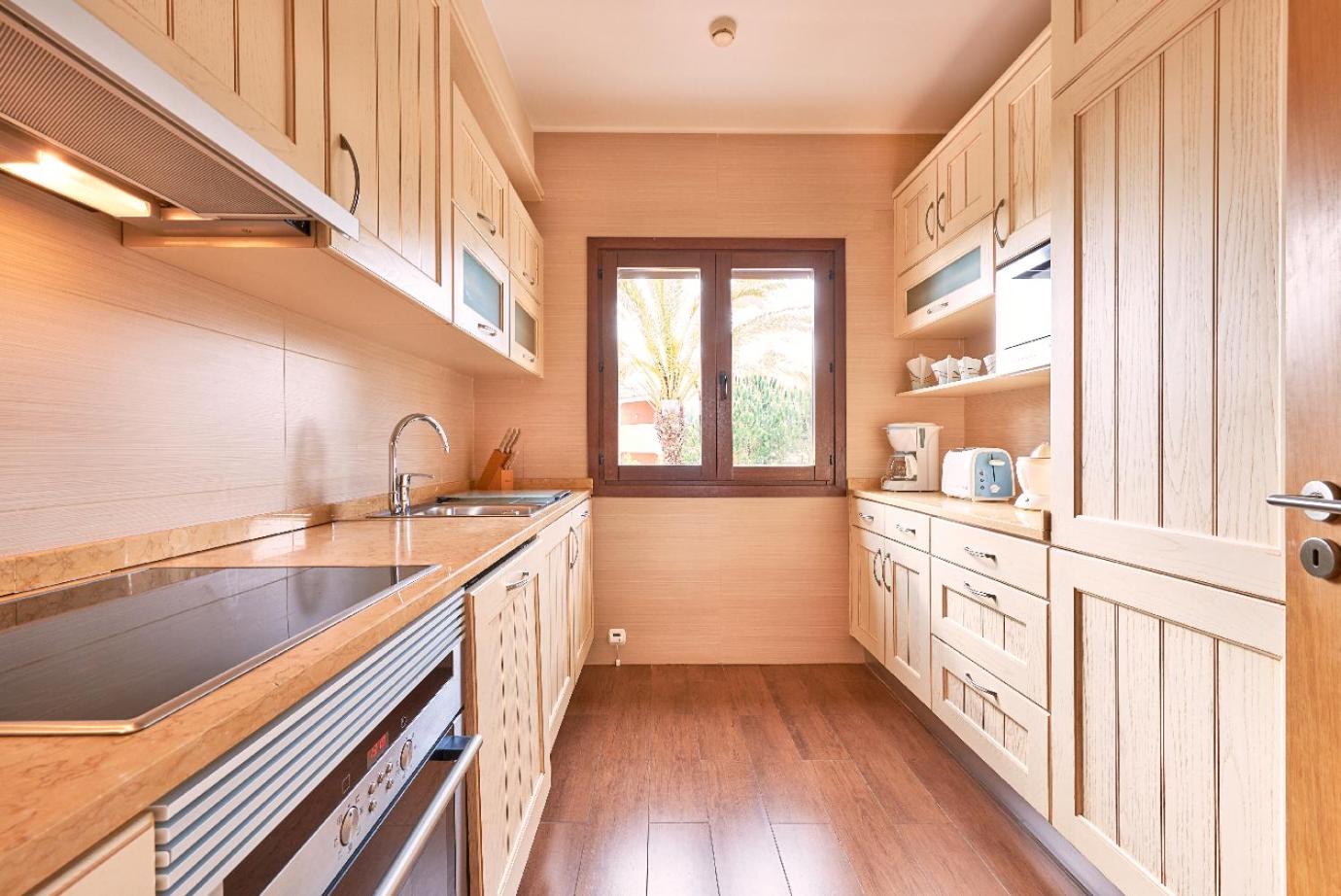 One-Bedroom Apartment with Pool View