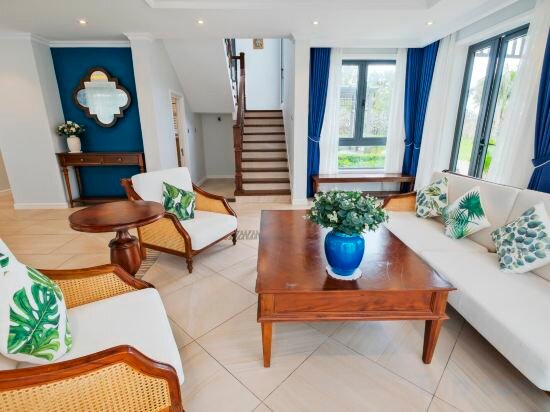 Five Bedroom Villa Garden View With Private Pool